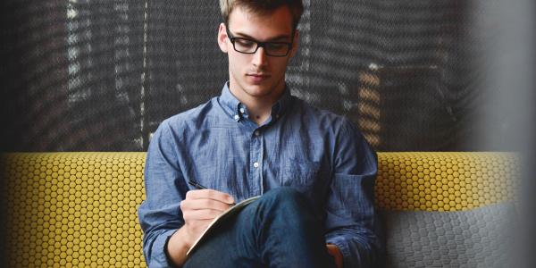 Pourquoi utiliser Statutsonline.com plutôt qu’un CFE classique ?